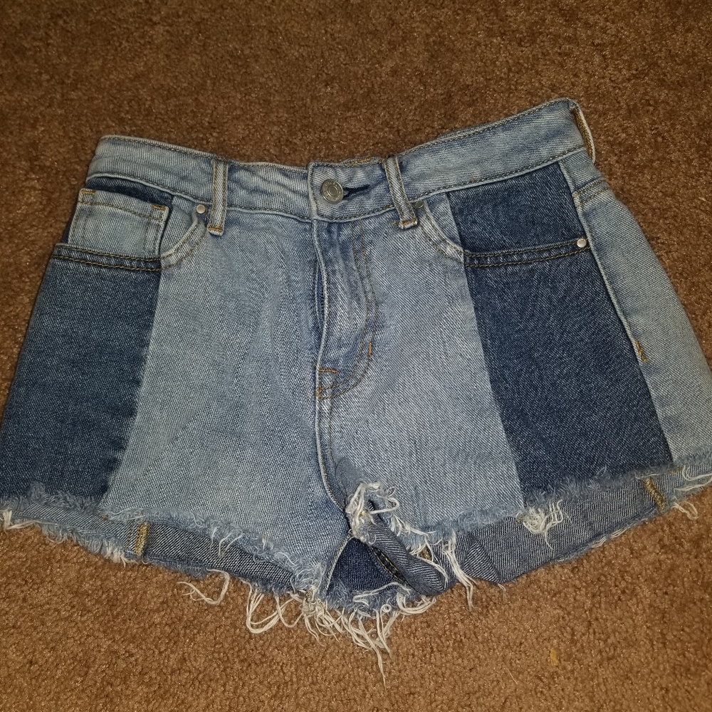 NEW Pacsun Women's Denim Blocked Shorts 24